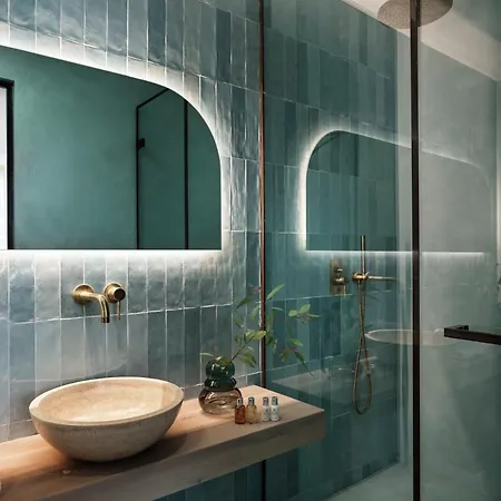 Hotel The Lekka & 4*